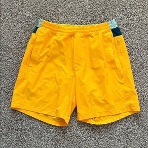 Men's Birddogs Yellow Classic 7" Shorts Size Large